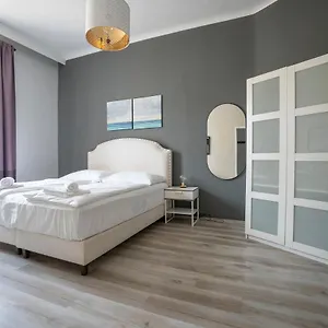 Brand New Charming Appartmet Near Augarten & Vienna
